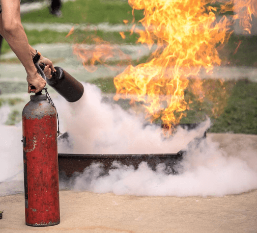 Procedimentos de emergência – combate a incêndio e evacuação